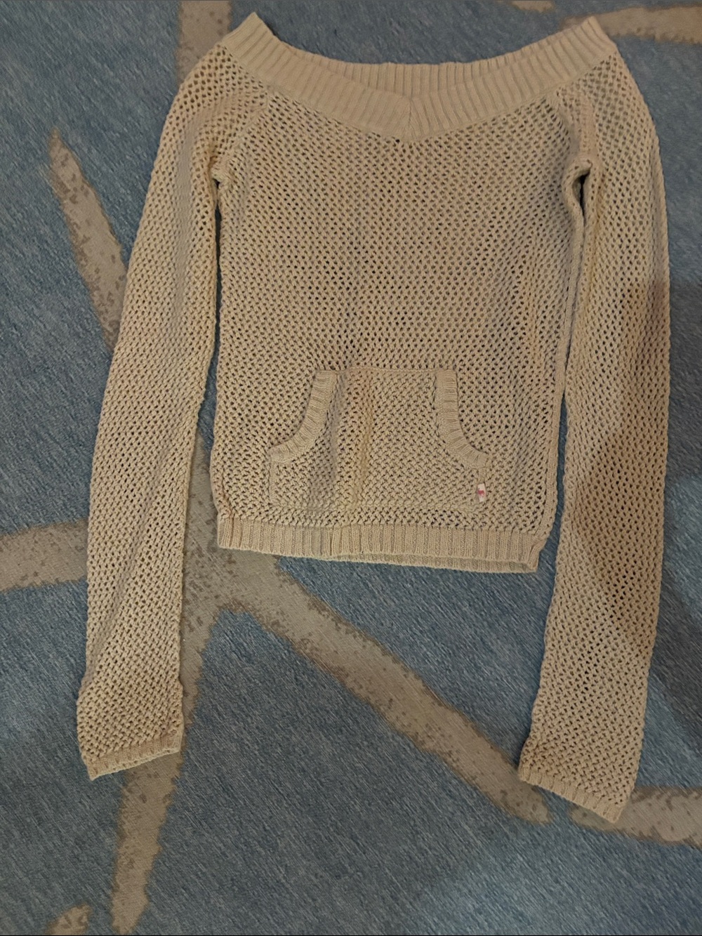 Abercrombie and Fitch pull over boat neck sweater with front pocket size M